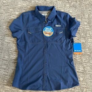 Columbia Omni-Shade Lo Drag short sleeve shirt, size small.